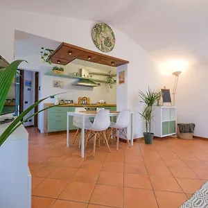 https://apt-intero-alloggio-fridas.italymilanhotels.net